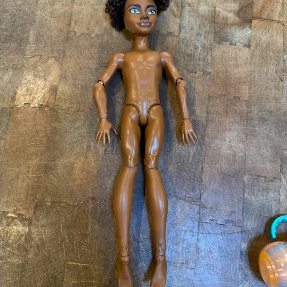 2022 Monster High Clawd Wolf Forbitten Love Brown Articulated Male Doll Figure
